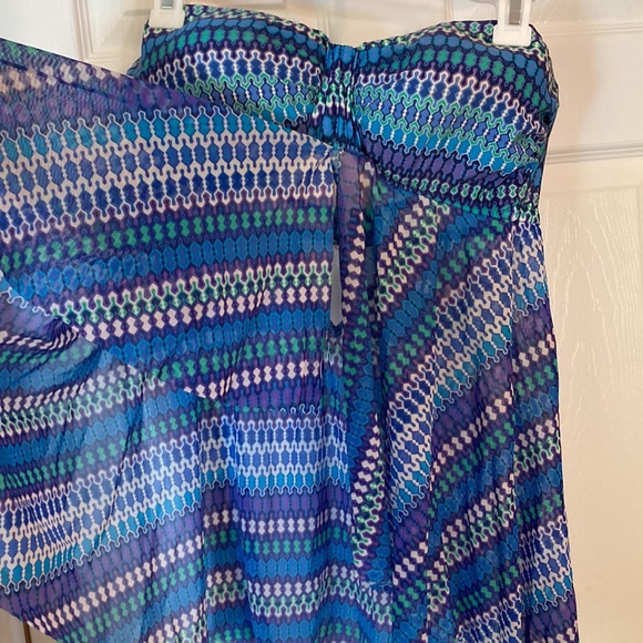 Geometric Cool Colored Tankini Top - Picture 2 of 6